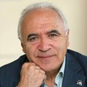 Dr. Juan José Tamayo Acosta